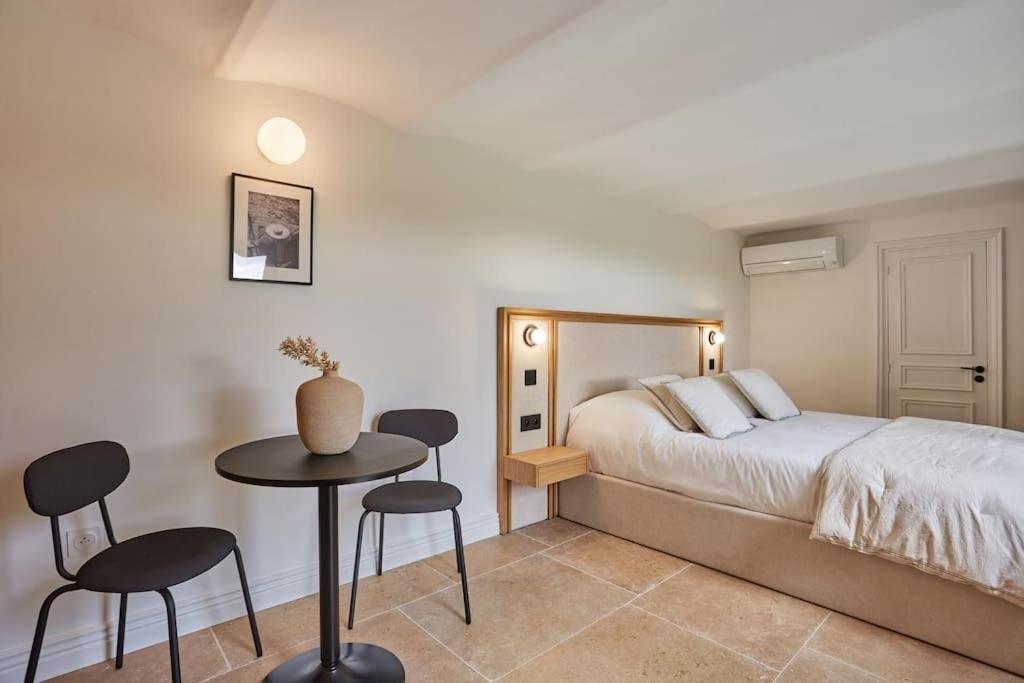 Terre Ugo - Studio Campagne Aixoise #6 Aix-en-Provence Exterior foto